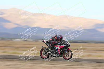 media/Sep-11-2022-SoCal Trackdays (Sun) [[81b7e951af]]/Back Straight Speed (850am)/